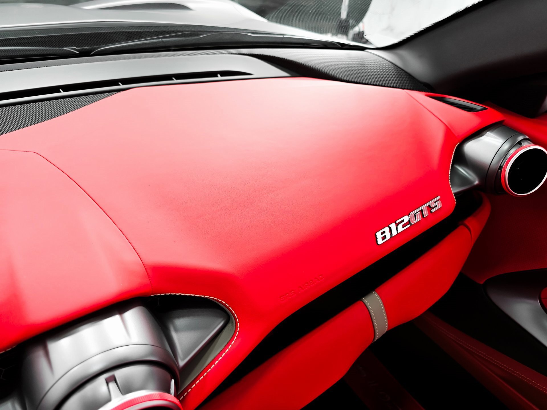 Used 2022 Ferrari 812 GTS image 41