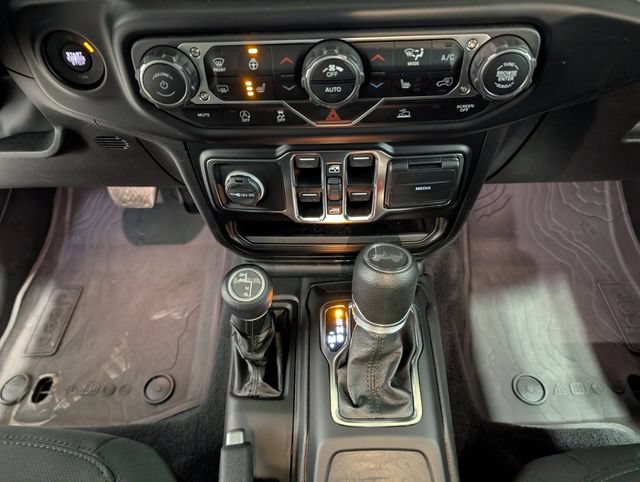 Used 2022 Jeep Wrangler Unlimited Sport AWD/4WD image 20