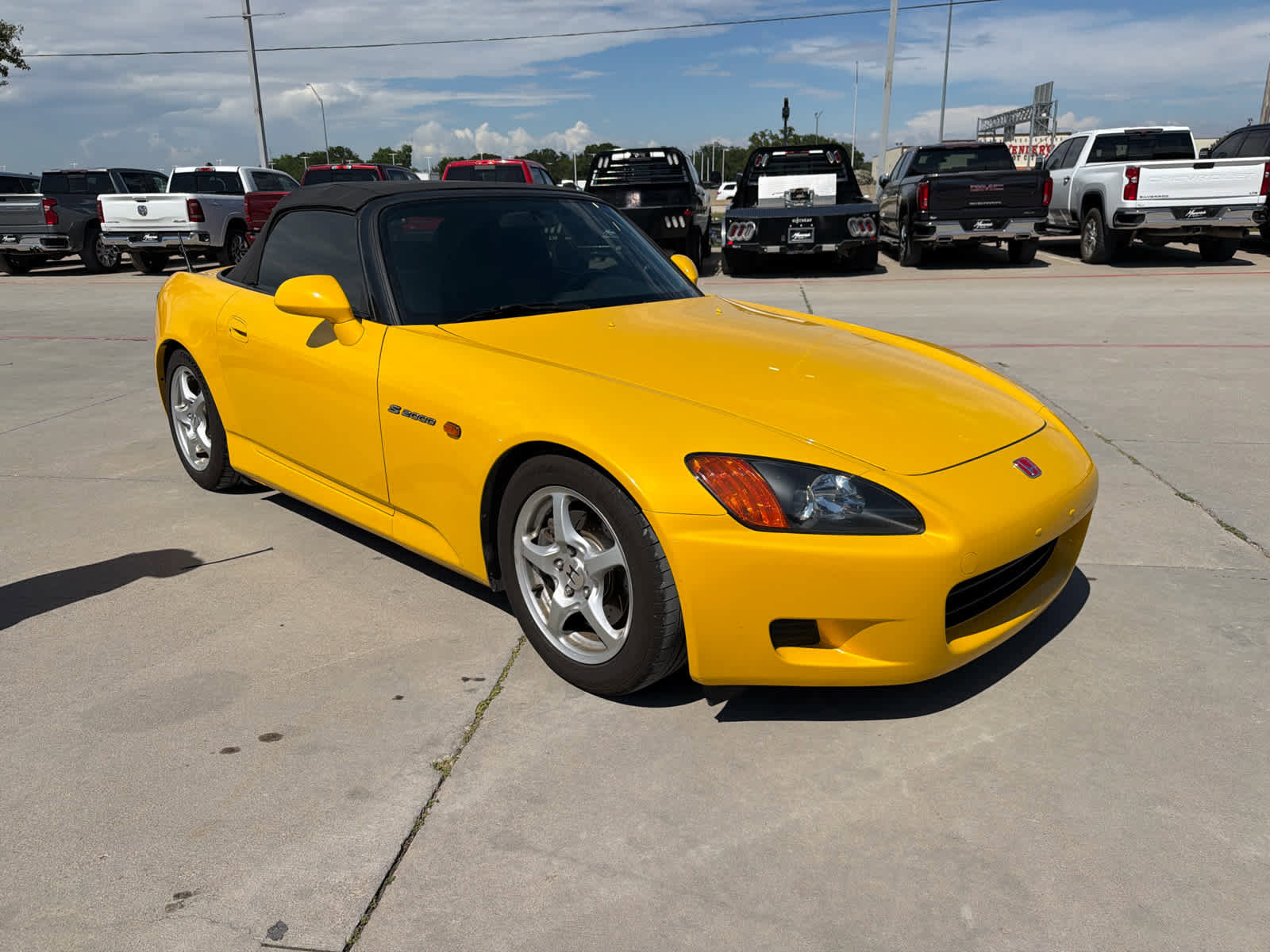 Used 2001 Honda S2000 image 2