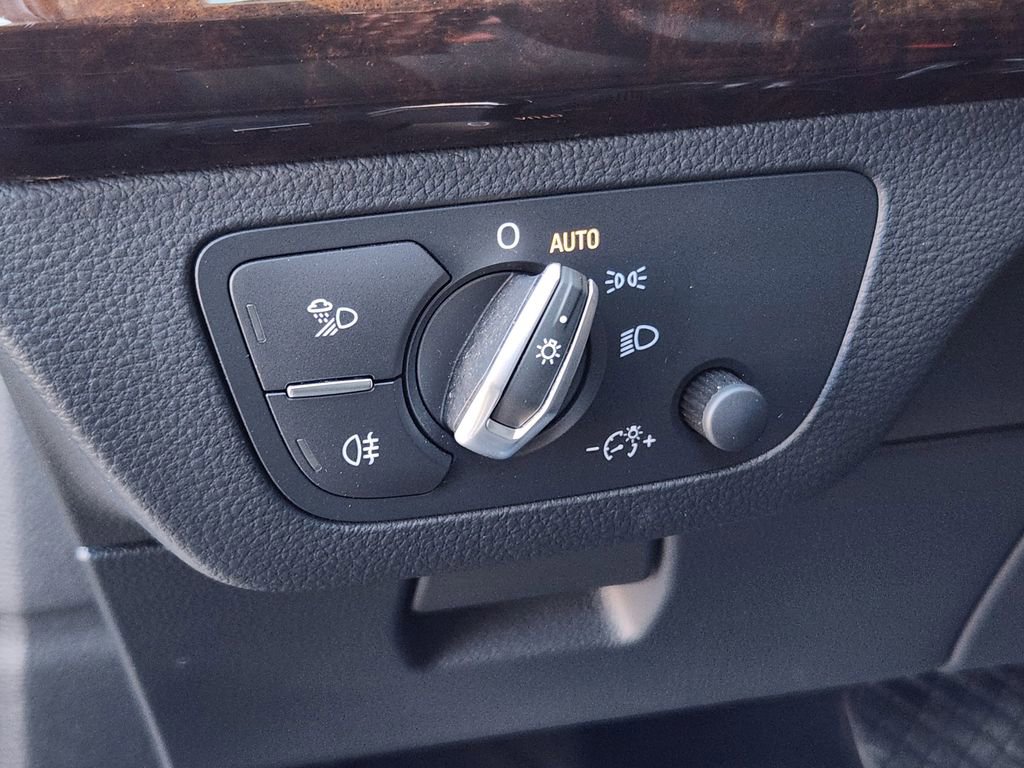 Used 2018 Audi Q5 2.0T Premium image 22