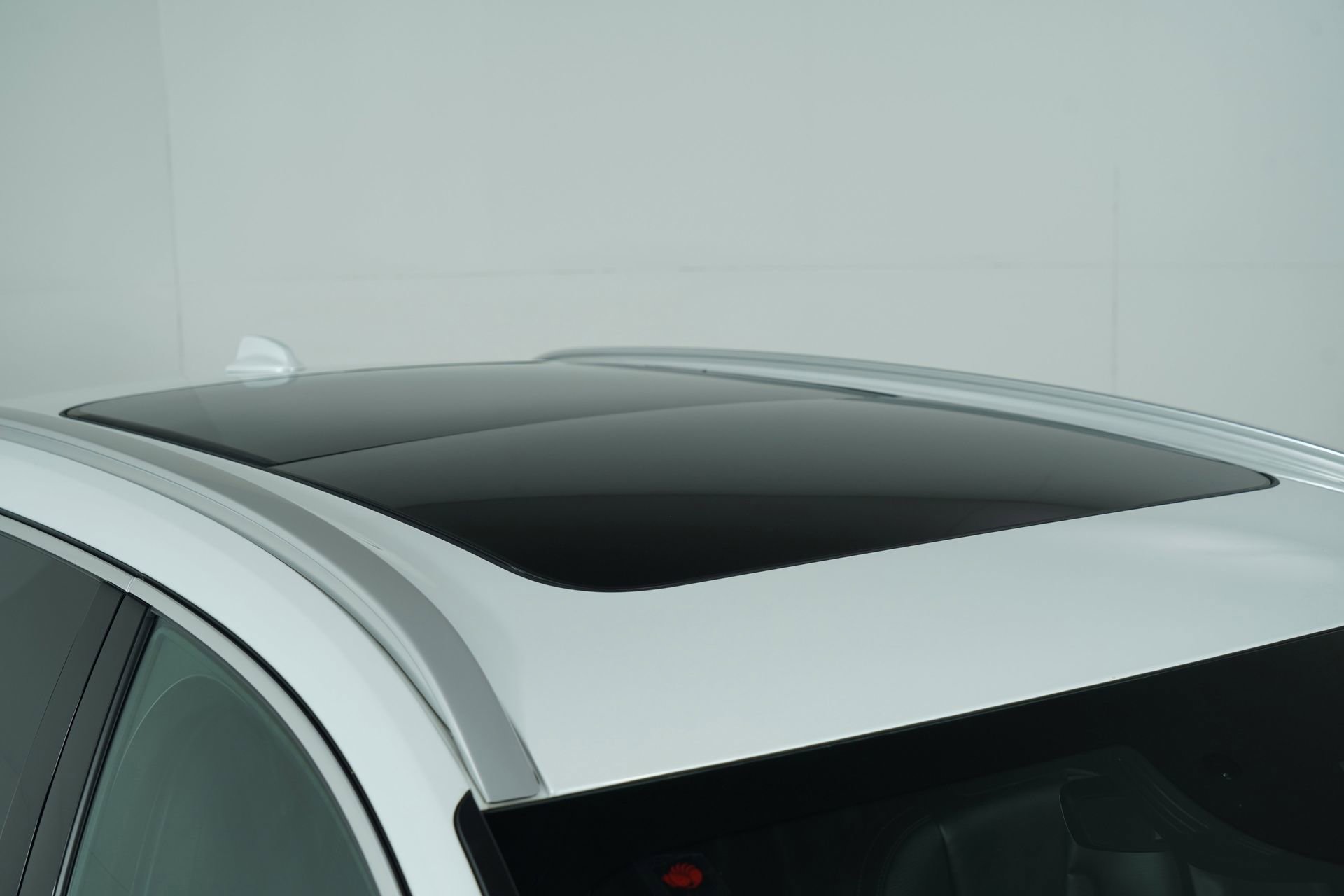 Used 2020 Volvo XC60 T6 Inscription w/ Protection Package Premier image 19