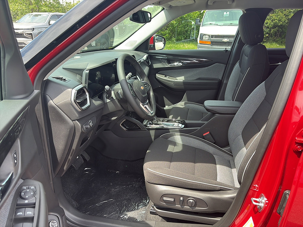 New 2026 Chevrolet TrailBlazer LT w/ Convenience Package AWD/4WD image 9