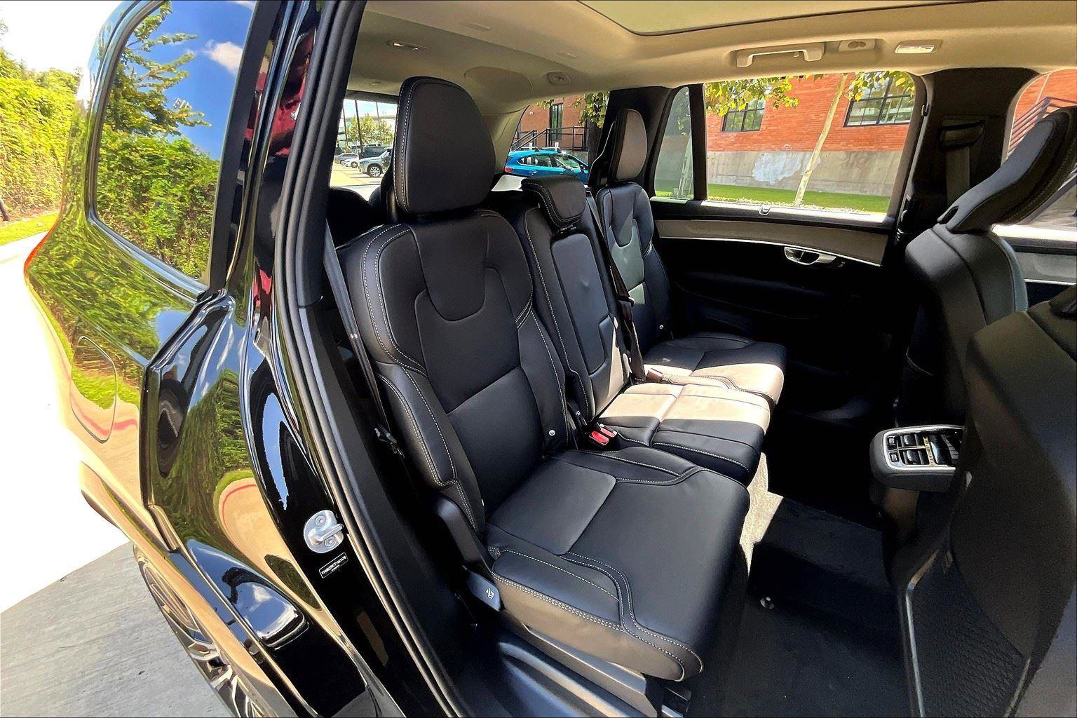 New 2026 Volvo XC90 B6 Ultra w/ Protection Package Premier image 15