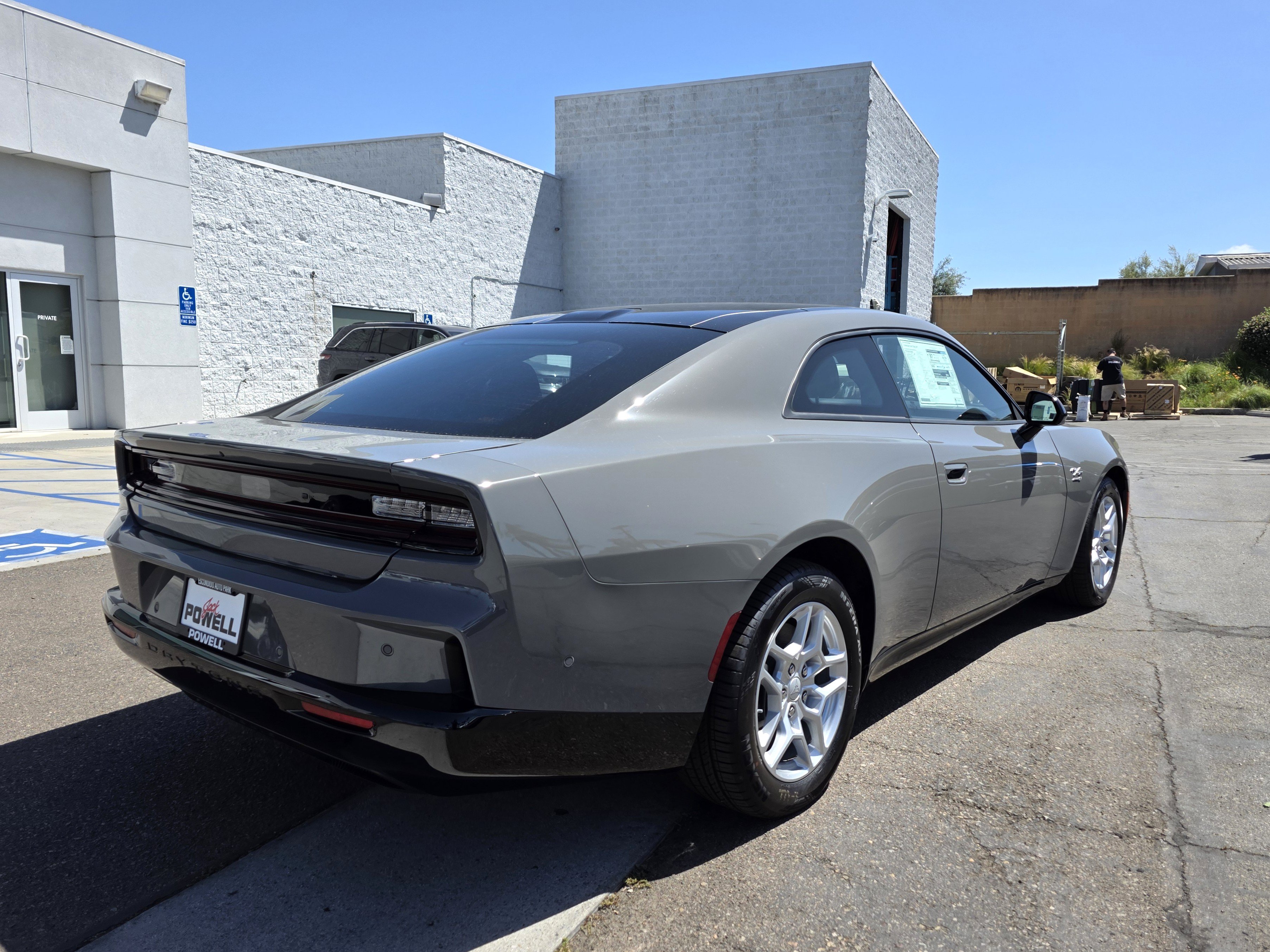 New 2025 Dodge Charger Daytona R/T w/ Sun & Sound Package AWD/4WD image 5