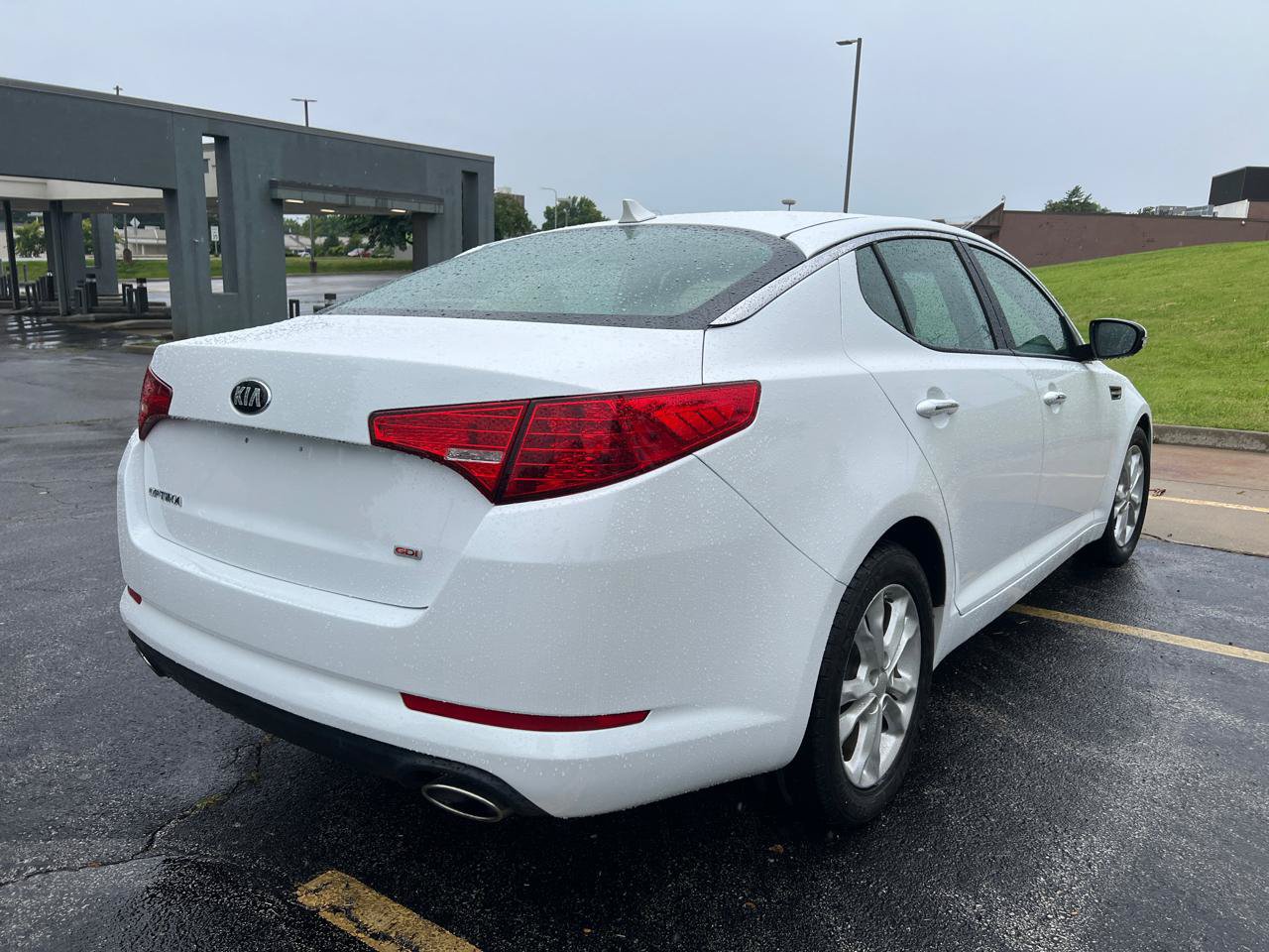 Used 2012 Kia Optima EX FWD image 6