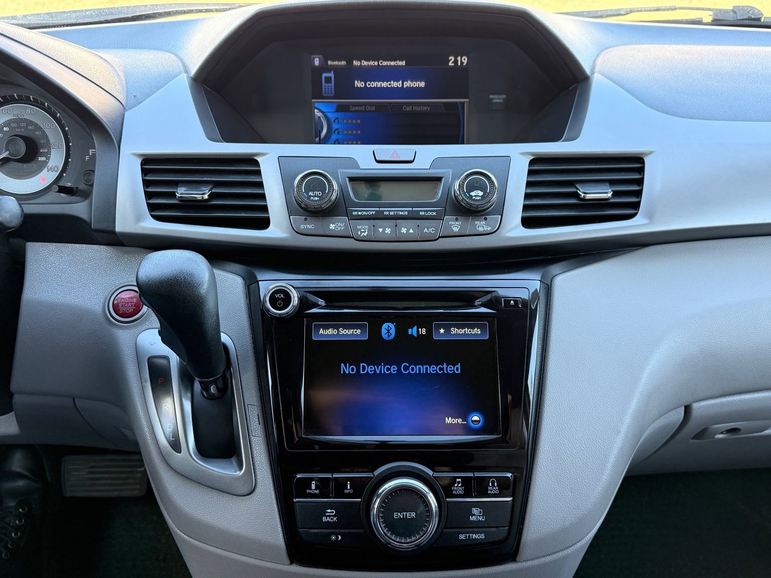 Used 2016 Honda Odyssey SE image 31