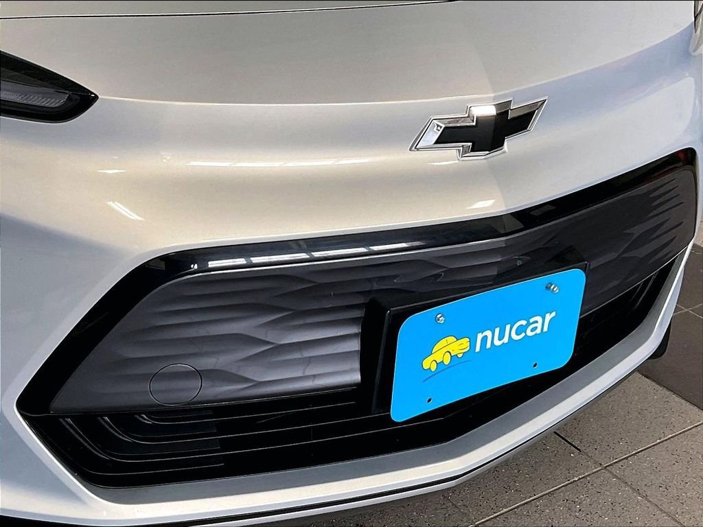 Used 2023 Chevrolet Bolt EUV LT w/ Convenience Package FWD image 30