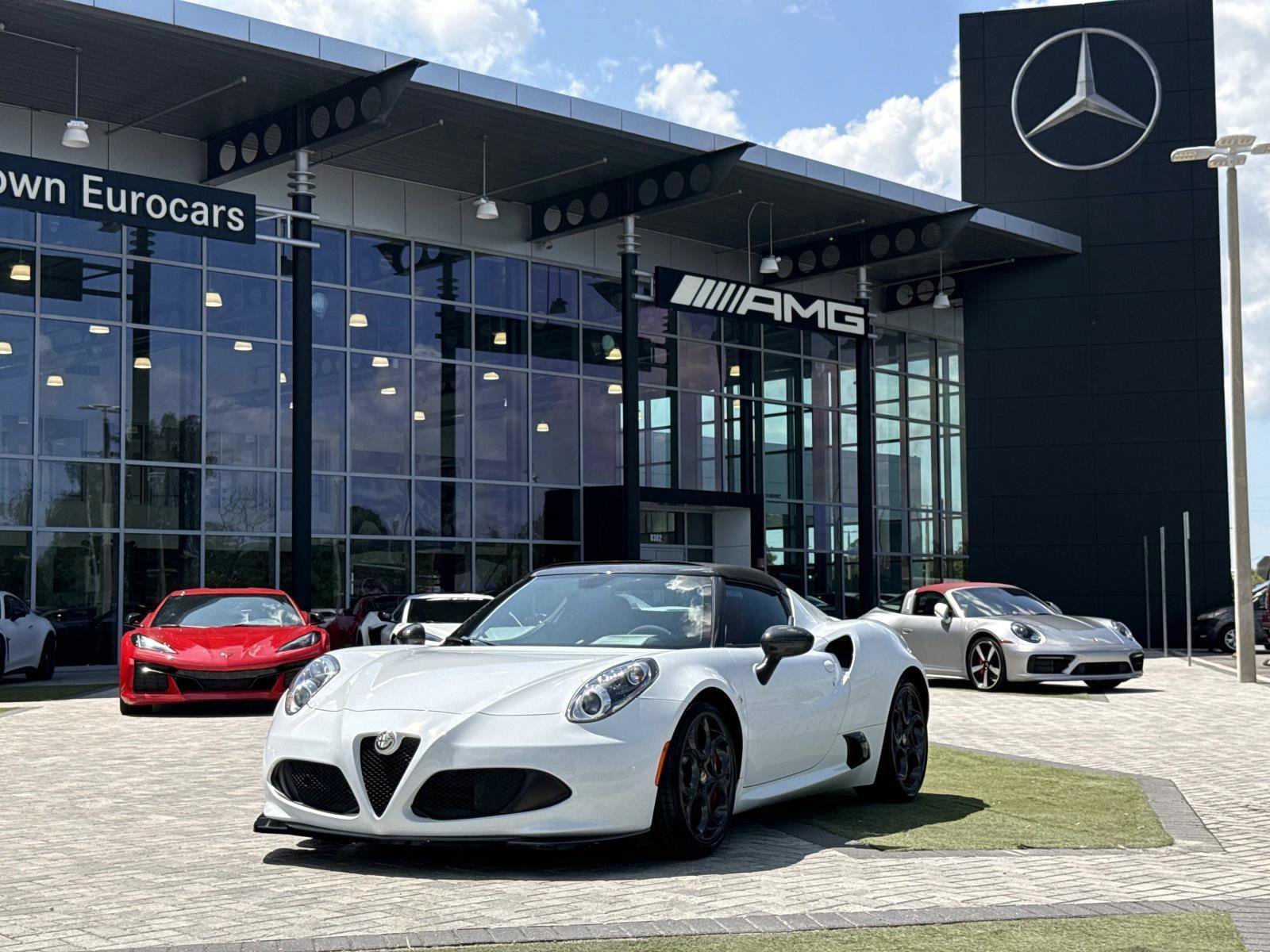 Used 2016 Alfa Romeo 4C Spider RWD image 1