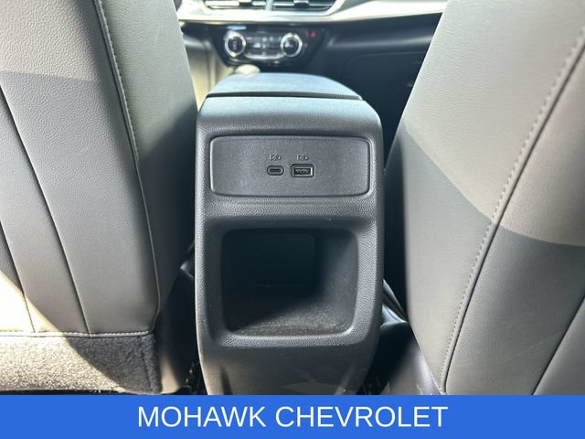 Used 2025 Chevrolet Trax ACTIV w/ Driver Confidence Package FWD image 20
