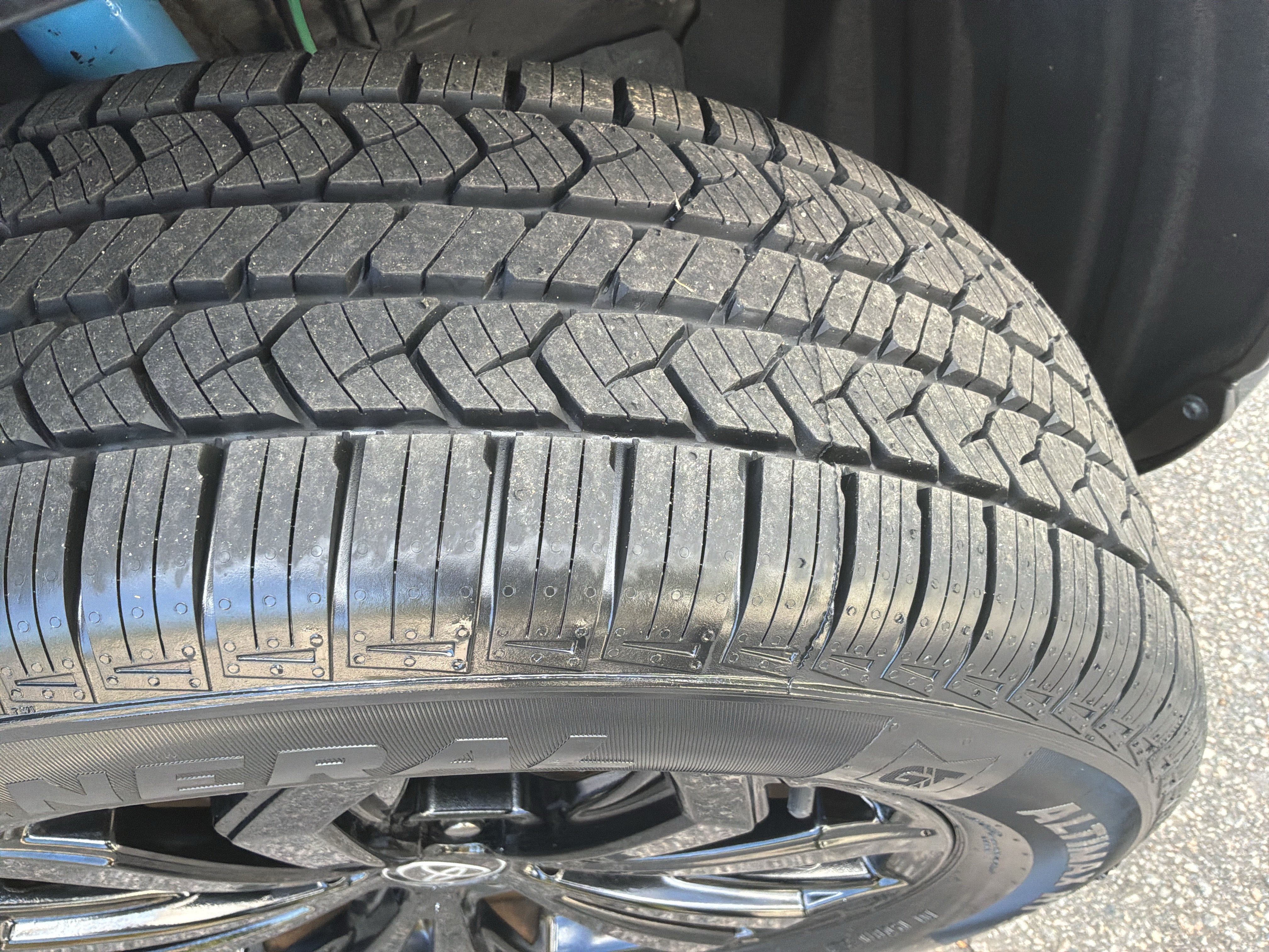 Used 2022 Toyota RAV4 XSE AWD/4WD image 12