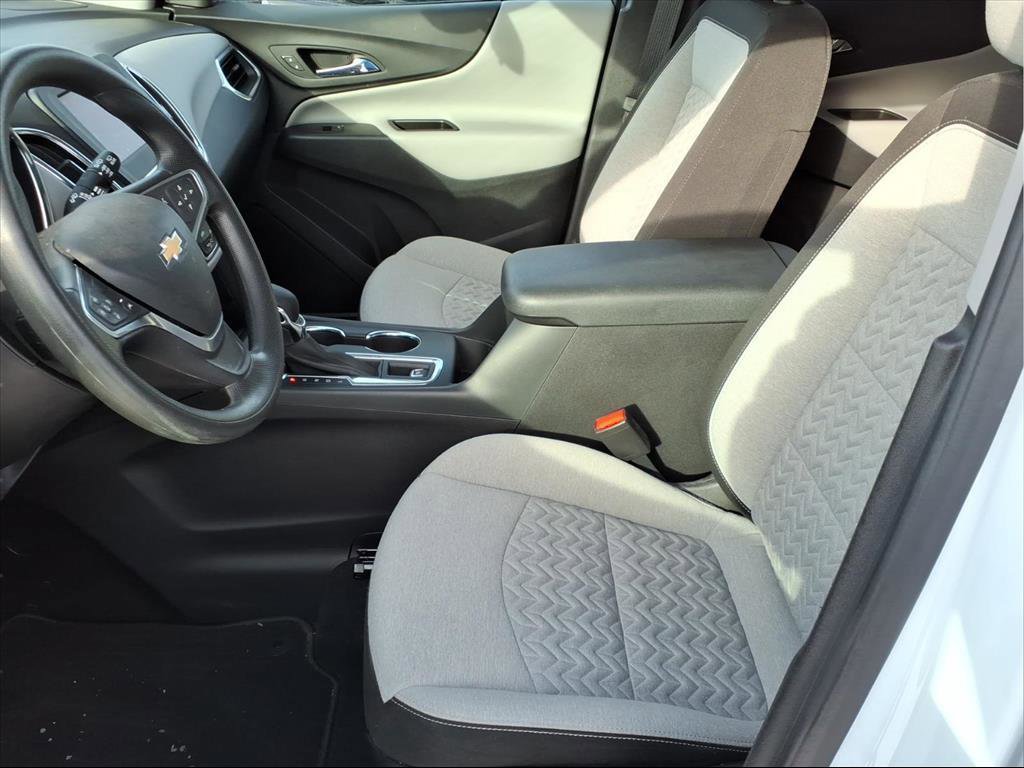 Used 2022 Chevrolet Equinox LS w/ LS Convenience Package image 28