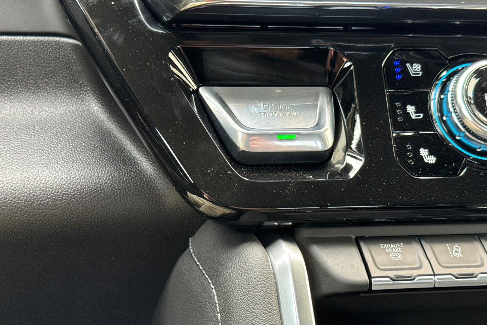 New 2026 GMC Sierra 2500 Denali w/ Denali Reserve Package image 23