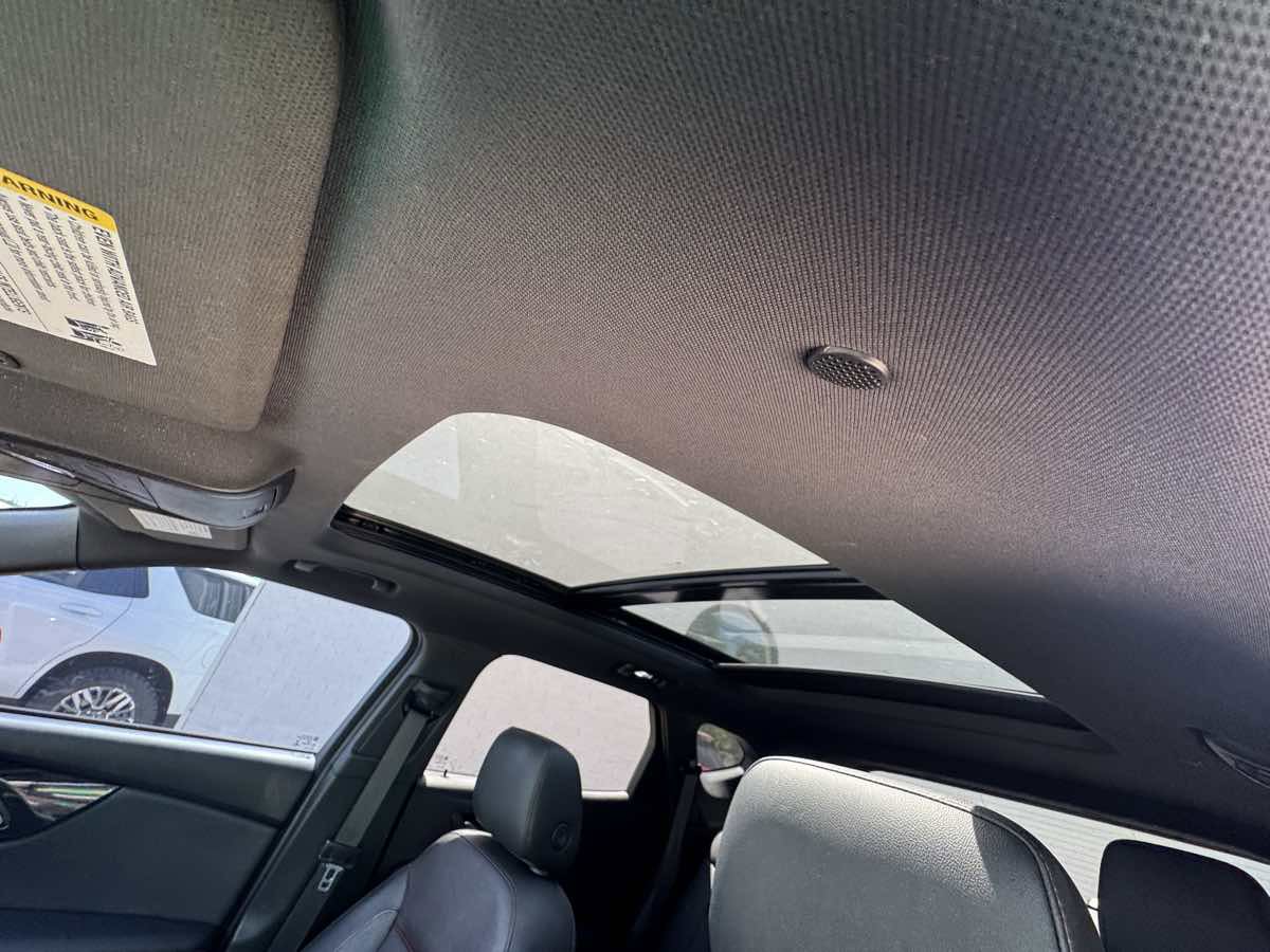 Used 2019 Chevrolet Blazer RS image 22