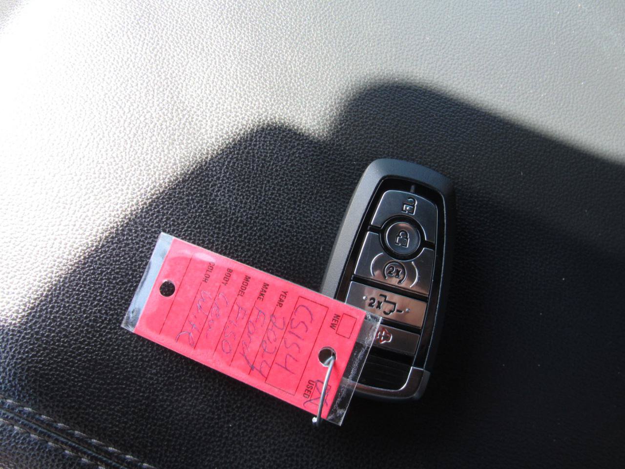 Used 2024 Ford F150 Lariat AWD/4WD image 17