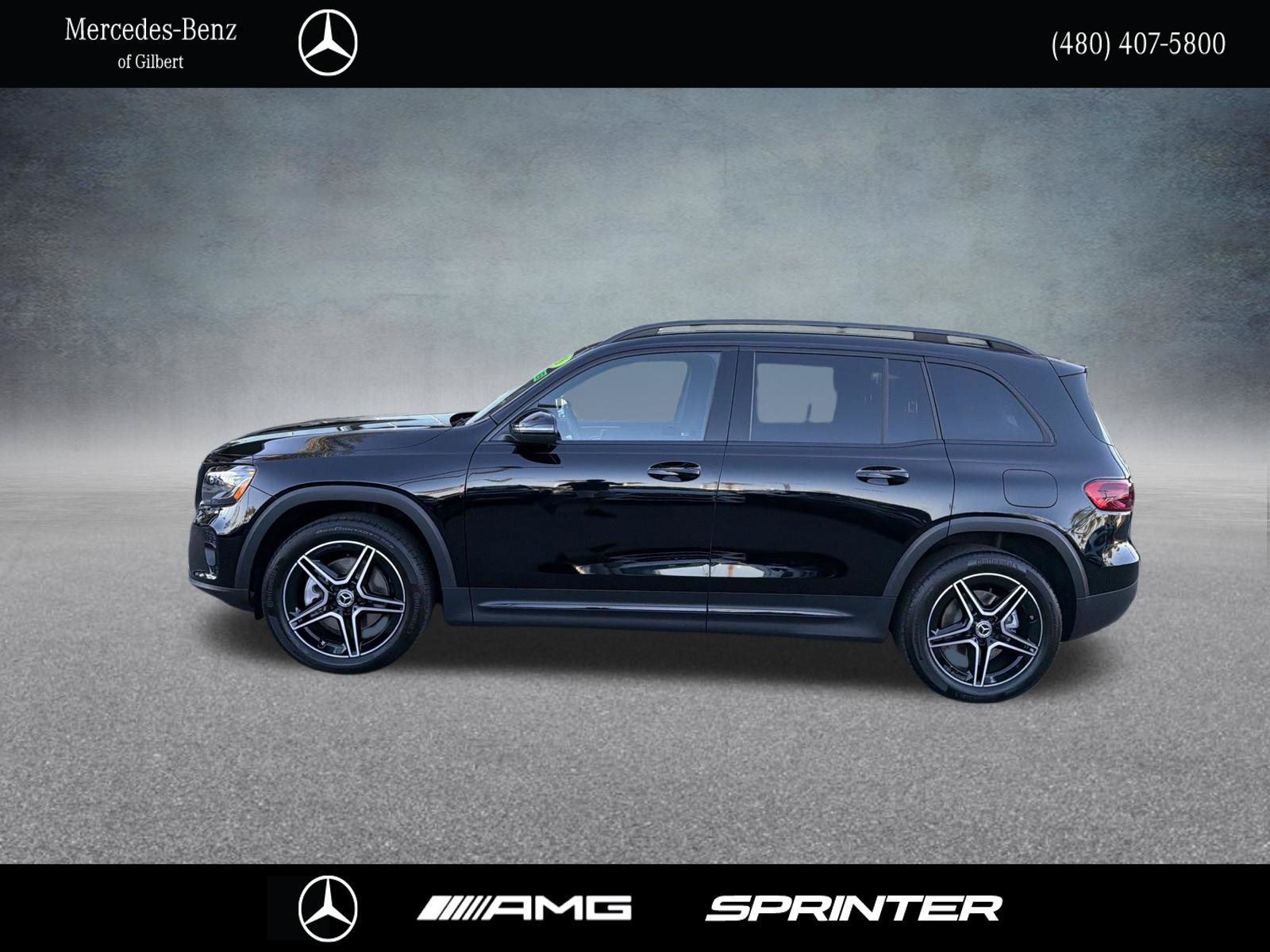 Used 2026 Mercedes-Benz GLB 250 image 2