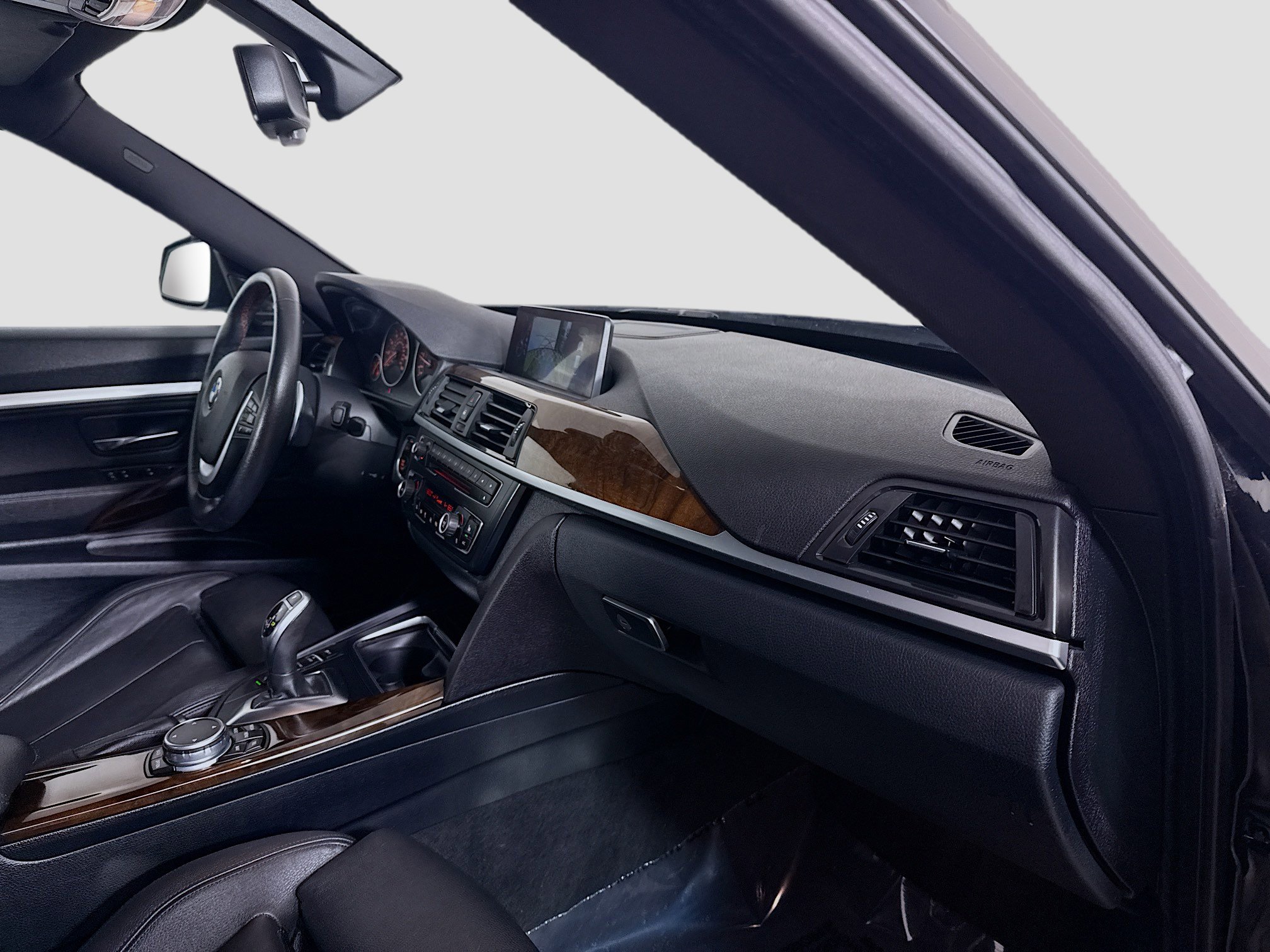 Used 2016 BMW 328i Gran Turismo xDrive image 30