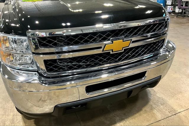 Used 2014 Chevrolet Silverado 2500 W/T w/ Snow Plow Prep Package AWD/4WD image 26