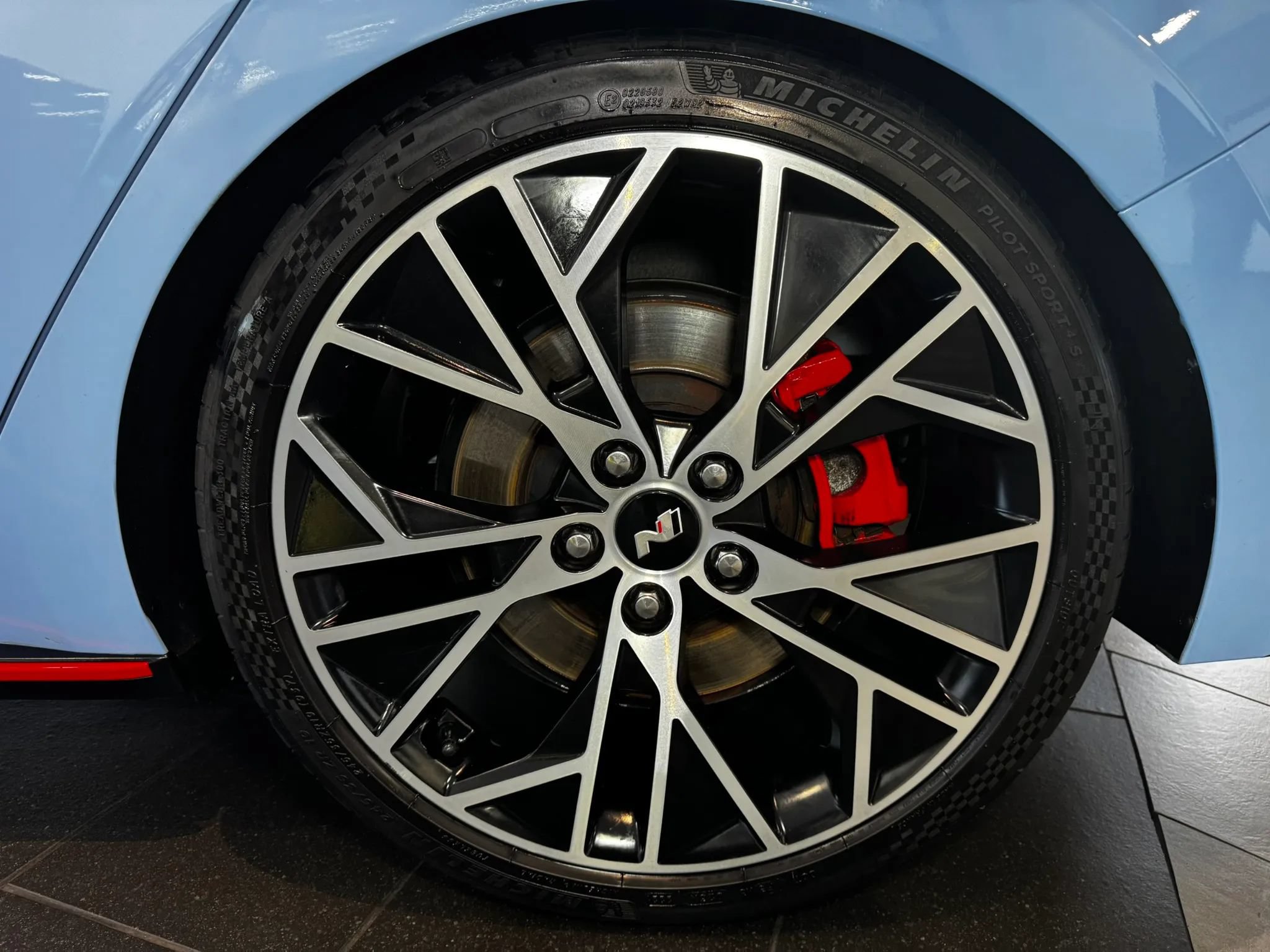 Used 2022 Hyundai Elantra N FWD image 42