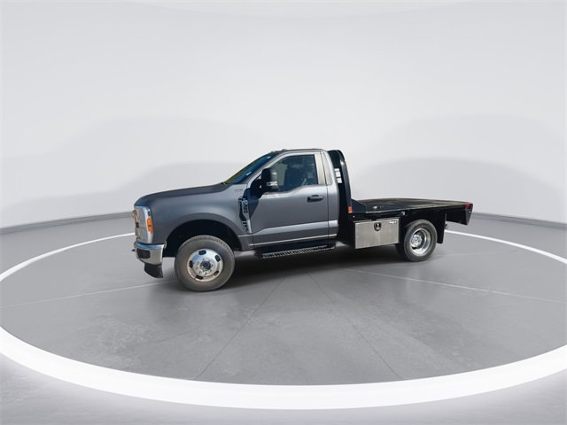 Used 2023 Ford F350 XL w/ XL Chrome Package image 5