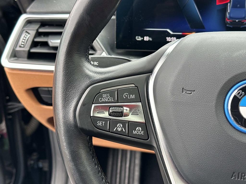 Used 2023 BMW i4 eDrive35 image 17