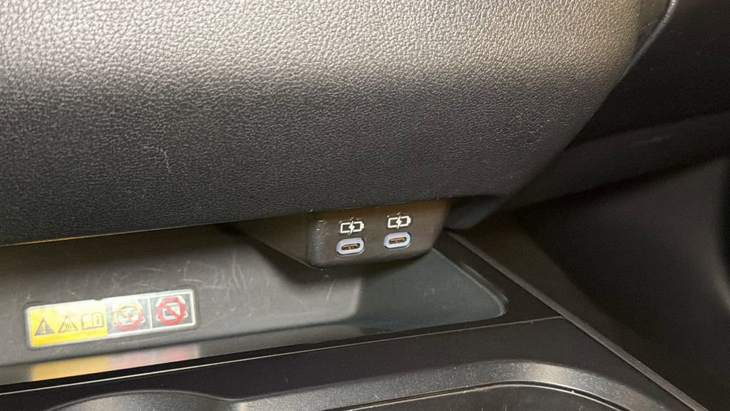 Used 2023 Lexus UX 250h AWD w/ Accessory Package (Z1) image 32