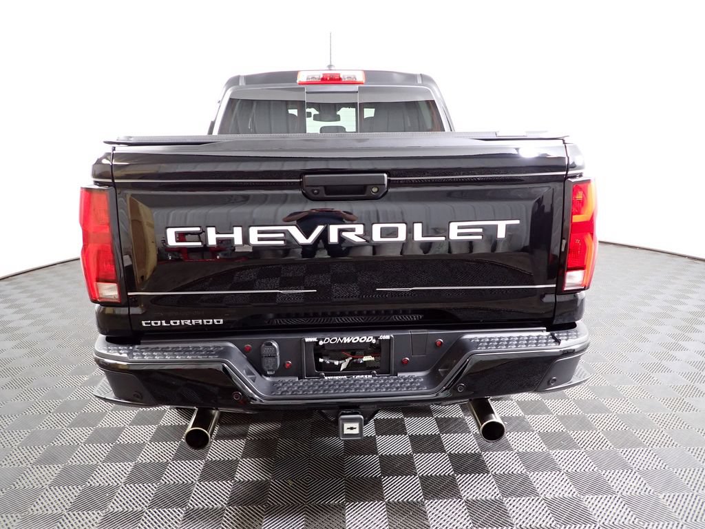 Used 2026 Chevrolet Colorado Z71 AWD/4WD image 15