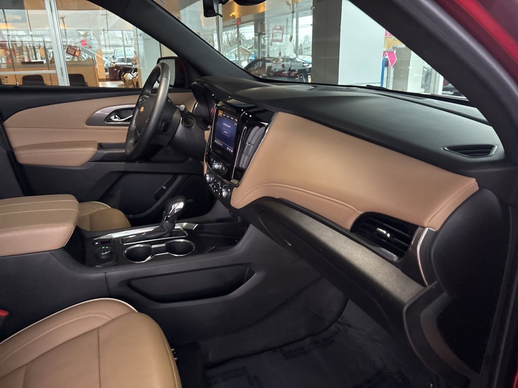 Used 2023 Chevrolet Traverse Premier w/ LPO, Floor Liner Package image 34
