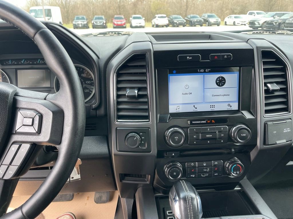 Used 2017 Ford F150 XLT w/ Equipment Group 302A Luxury AWD/4WD image 15