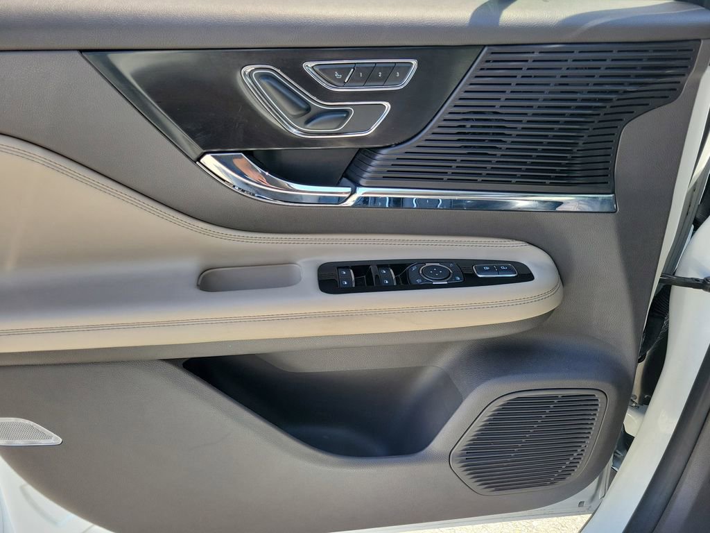 Certified 2022 Lincoln Corsair FWD image 21