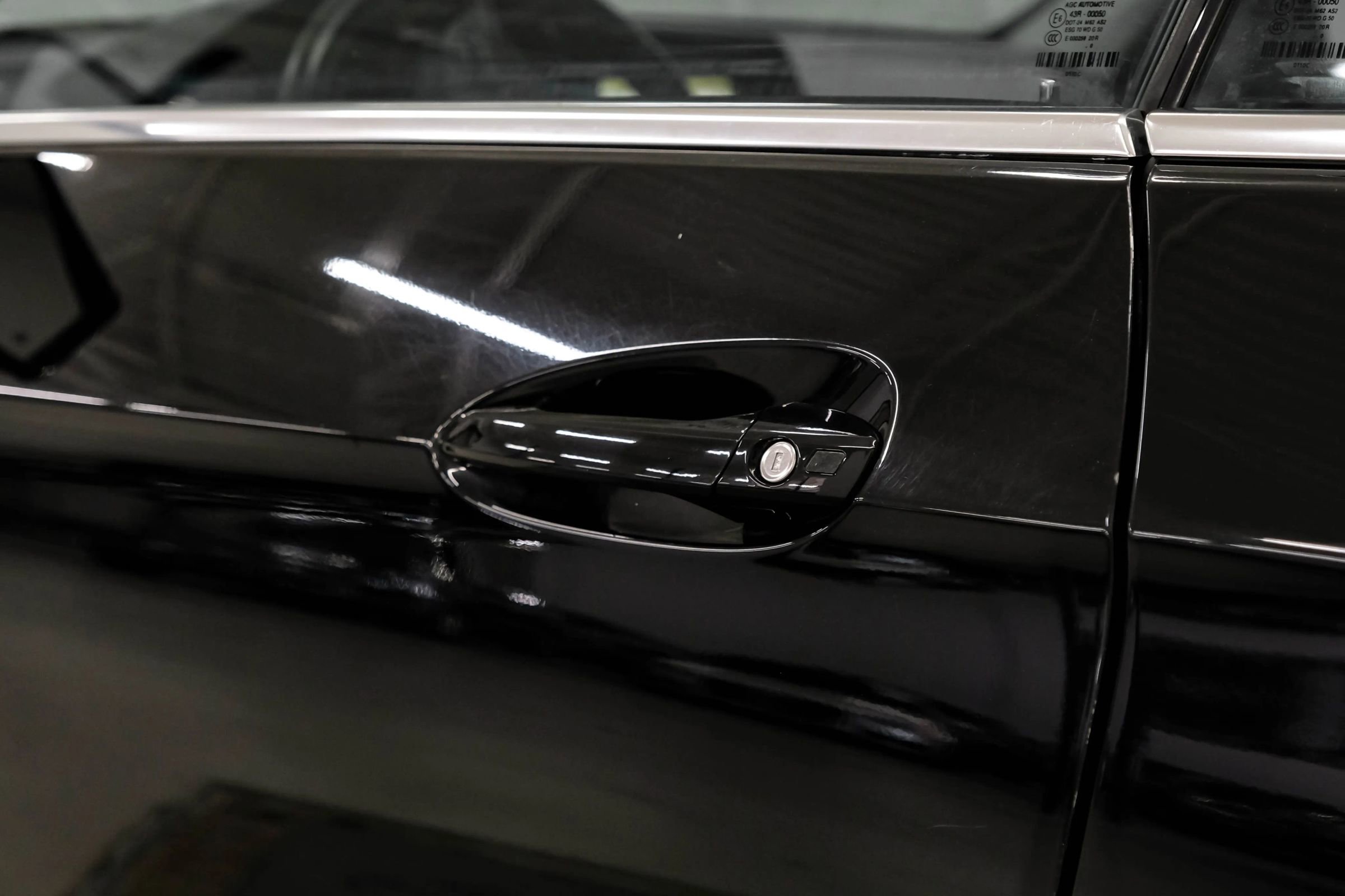 Used 2011 Mercedes-Benz E 550 Coupe image 37