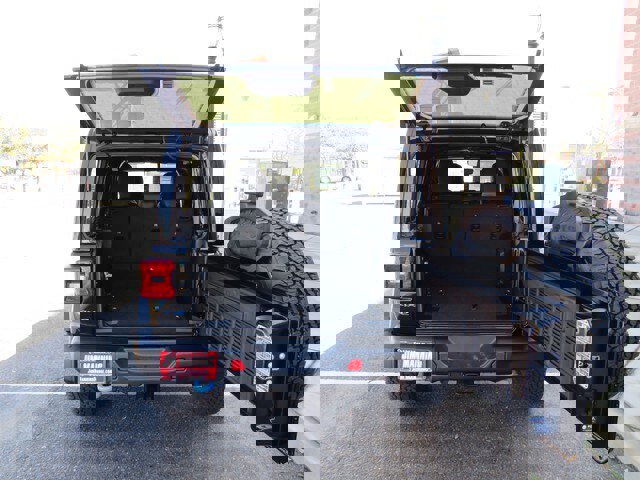 New 2023 Jeep Wrangler Rubicon w/ Steel Bumper Group image 40