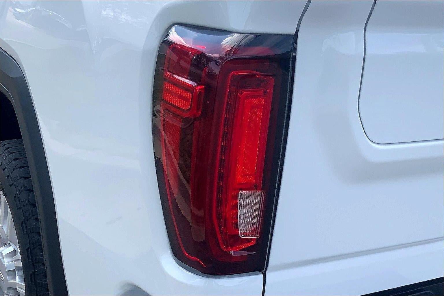 Used 2023 GMC Sierra 2500 SLT AWD/4WD image 28