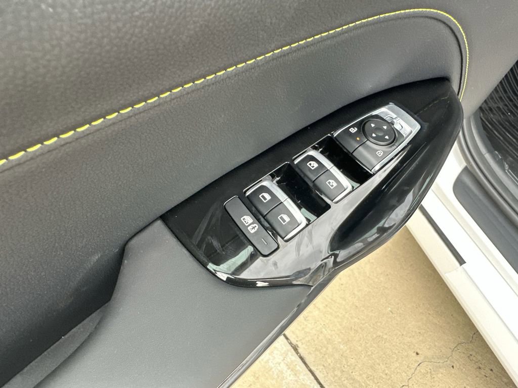 New 2026 Kia K5 GT FWD image 16