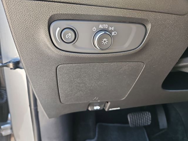 Used 2025 Buick Encore GX Preferred FWD image 17