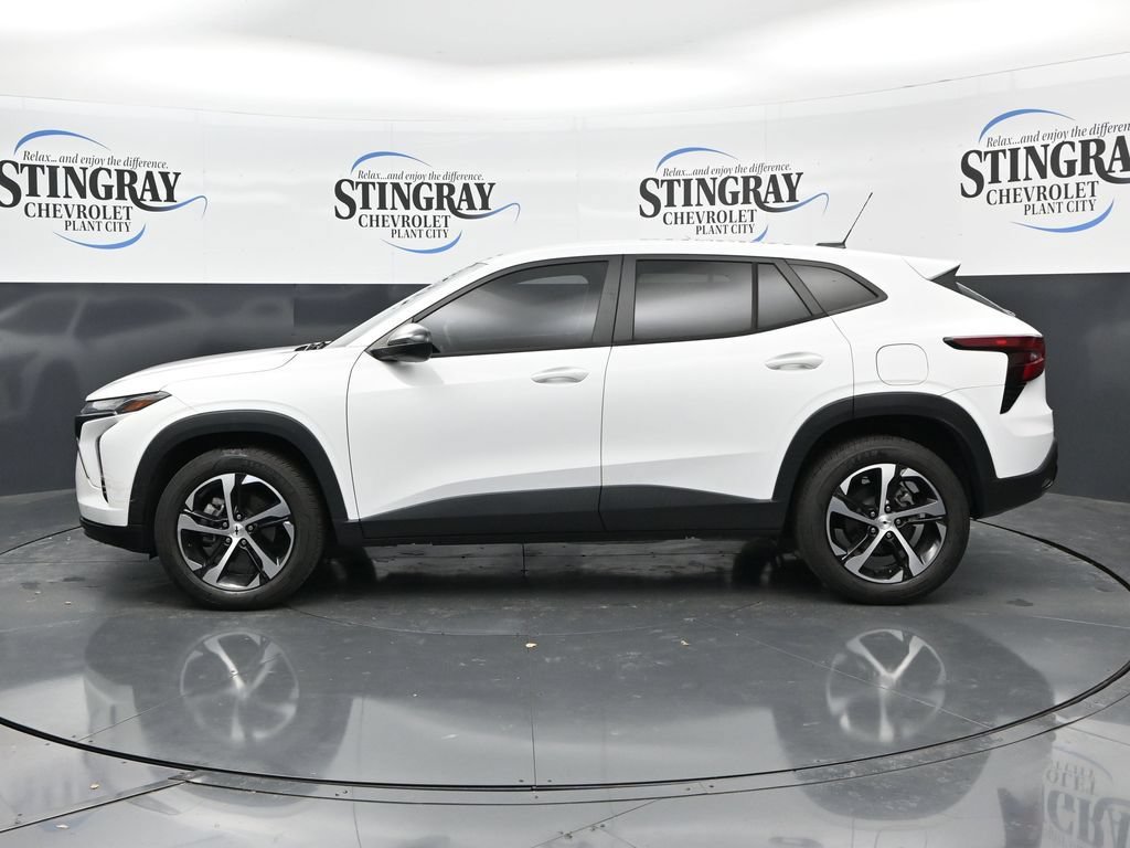 Used 2024 Chevrolet Trax RS FWD image 4