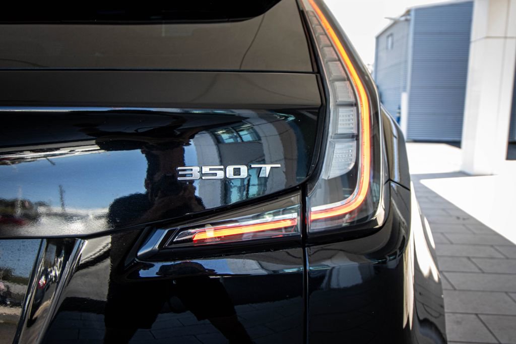 Used 2020 Cadillac XT4 Sport image 14