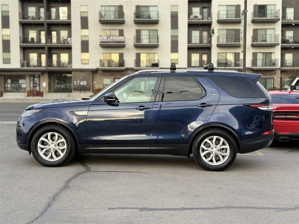 Used 2018 Land Rover Discovery SE AWD/4WD image 4