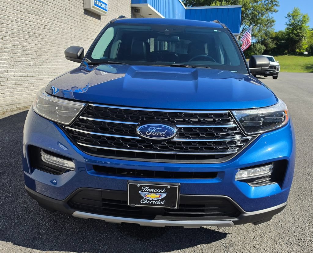 Used 2020 Ford Explorer XLT w/ Equipment Group 202A AWD/4WD image 6