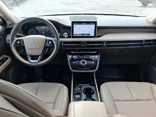 Used 2020 Lincoln Corsair Reserve FWD image 7