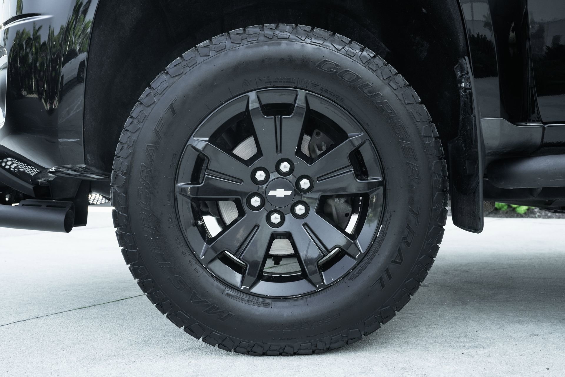 Used 2017 Chevrolet Colorado Z71 w/ Z71 Midnight Edition image 32