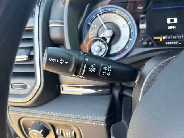 Used 2022 RAM 1500 Limited AWD/4WD image 11