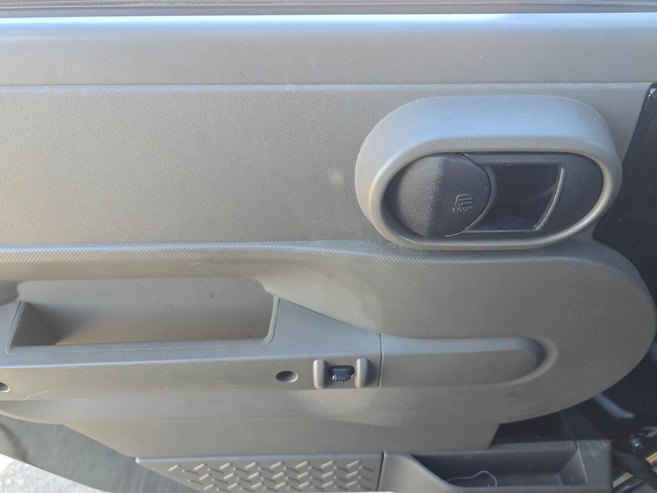 Used 2013 Ford F150 XLT w/ XLT Chrome Pkg image 18