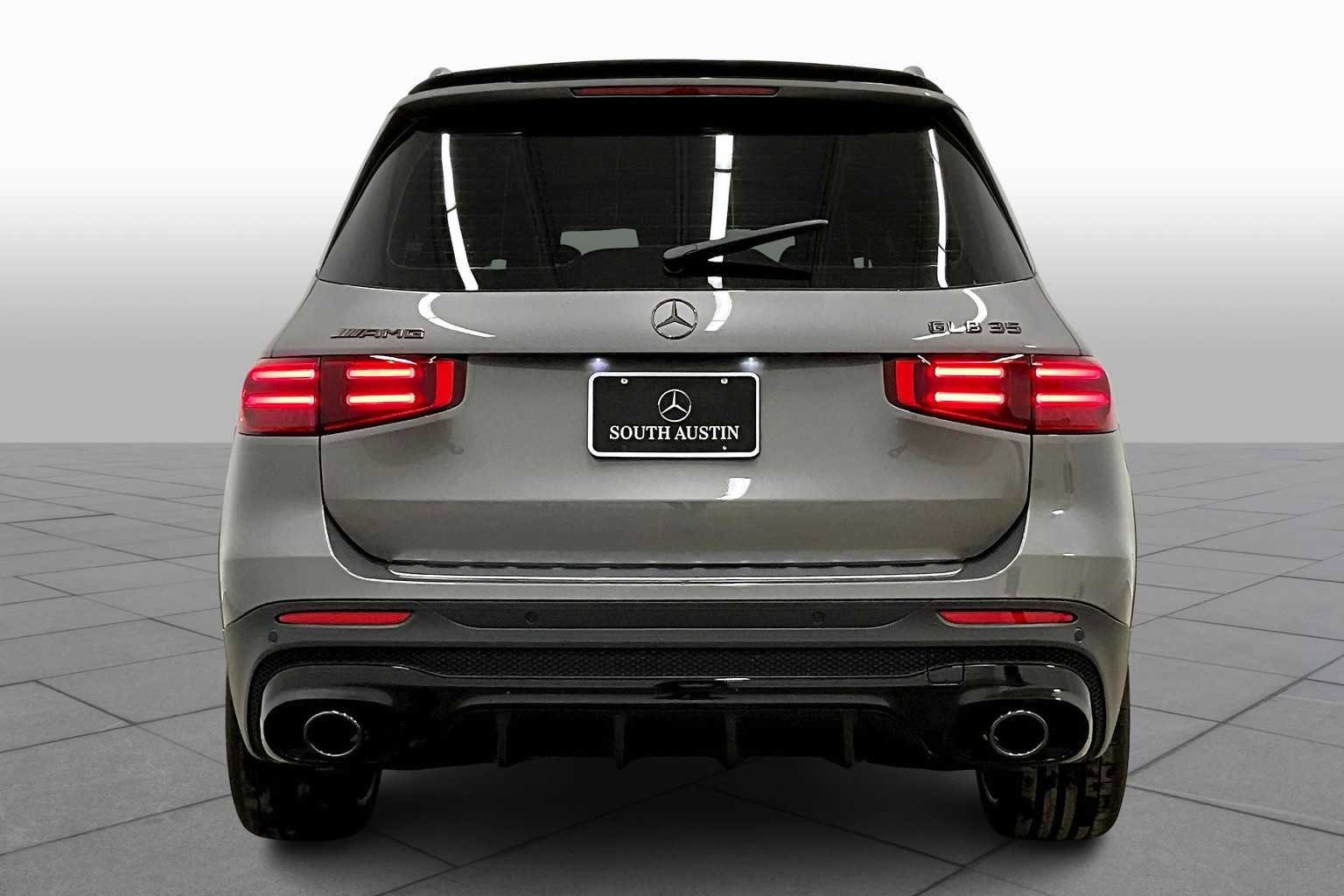 New 2025 Mercedes-Benz GLB 35 AMG 4MATIC image 4
