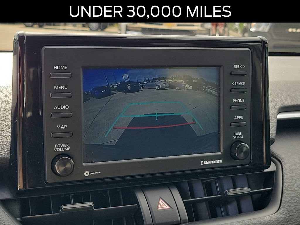 Used 2021 Toyota RAV4 LE AWD/4WD image 27