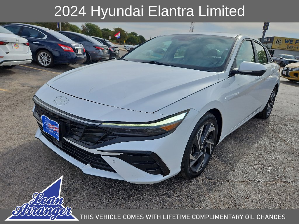 Used 2024 Hyundai Elantra Limited FWD image 4