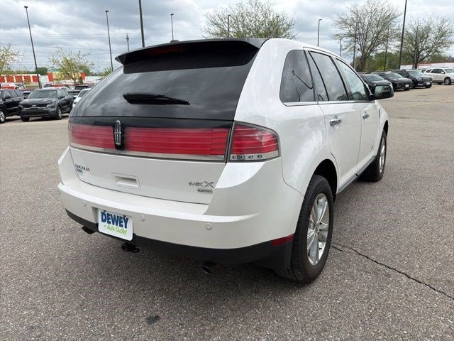 Used 2010 Lincoln MKX AWD image 5