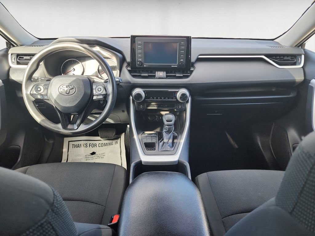 Certified 2022 Toyota RAV4 LE image 10