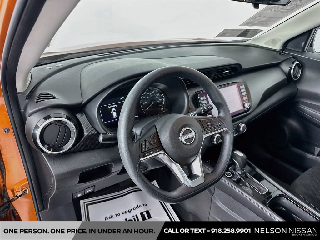 Used 2023 Nissan Kicks SV FWD image 9