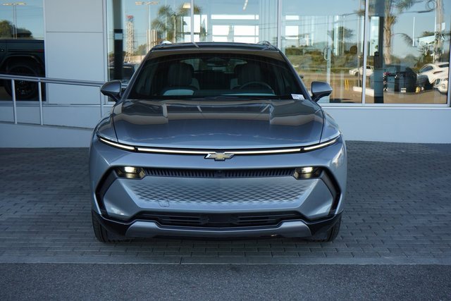 New 2025 Chevrolet Equinox EV LT image 3