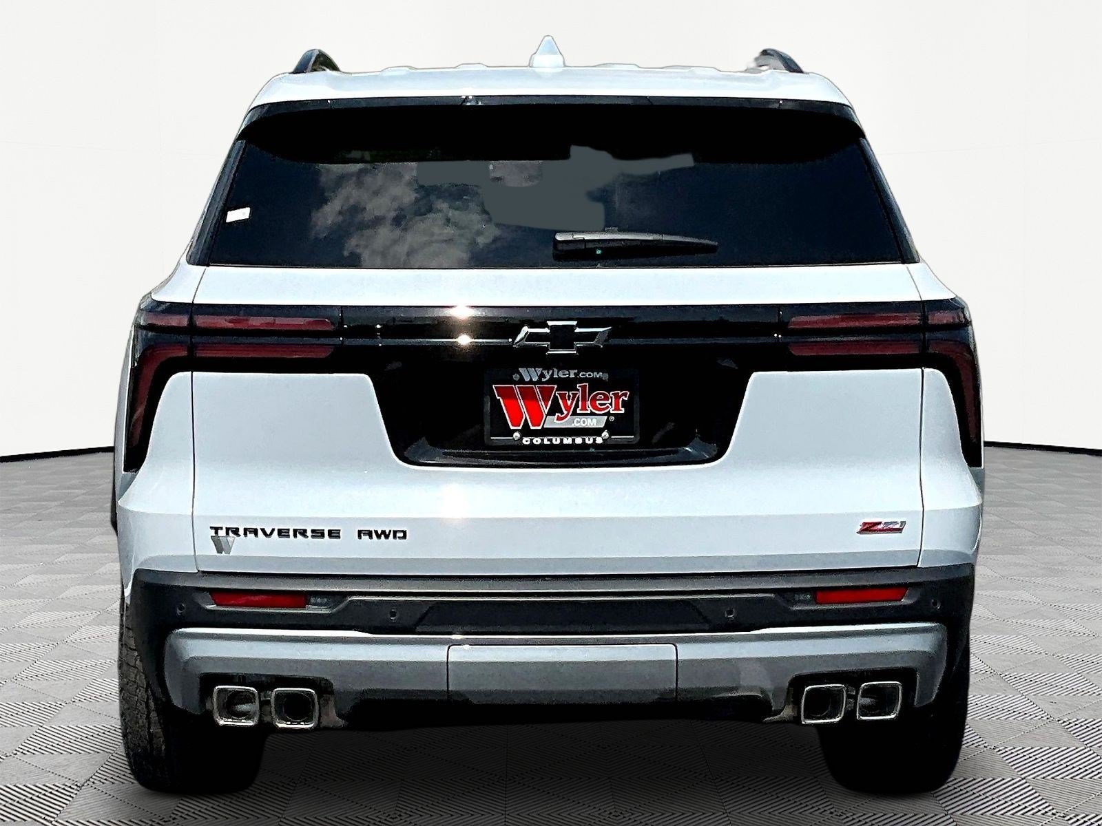 New 2027 Chevrolet Traverse Z71 w/ Enhanced Driving Package AWD/4WD image 5